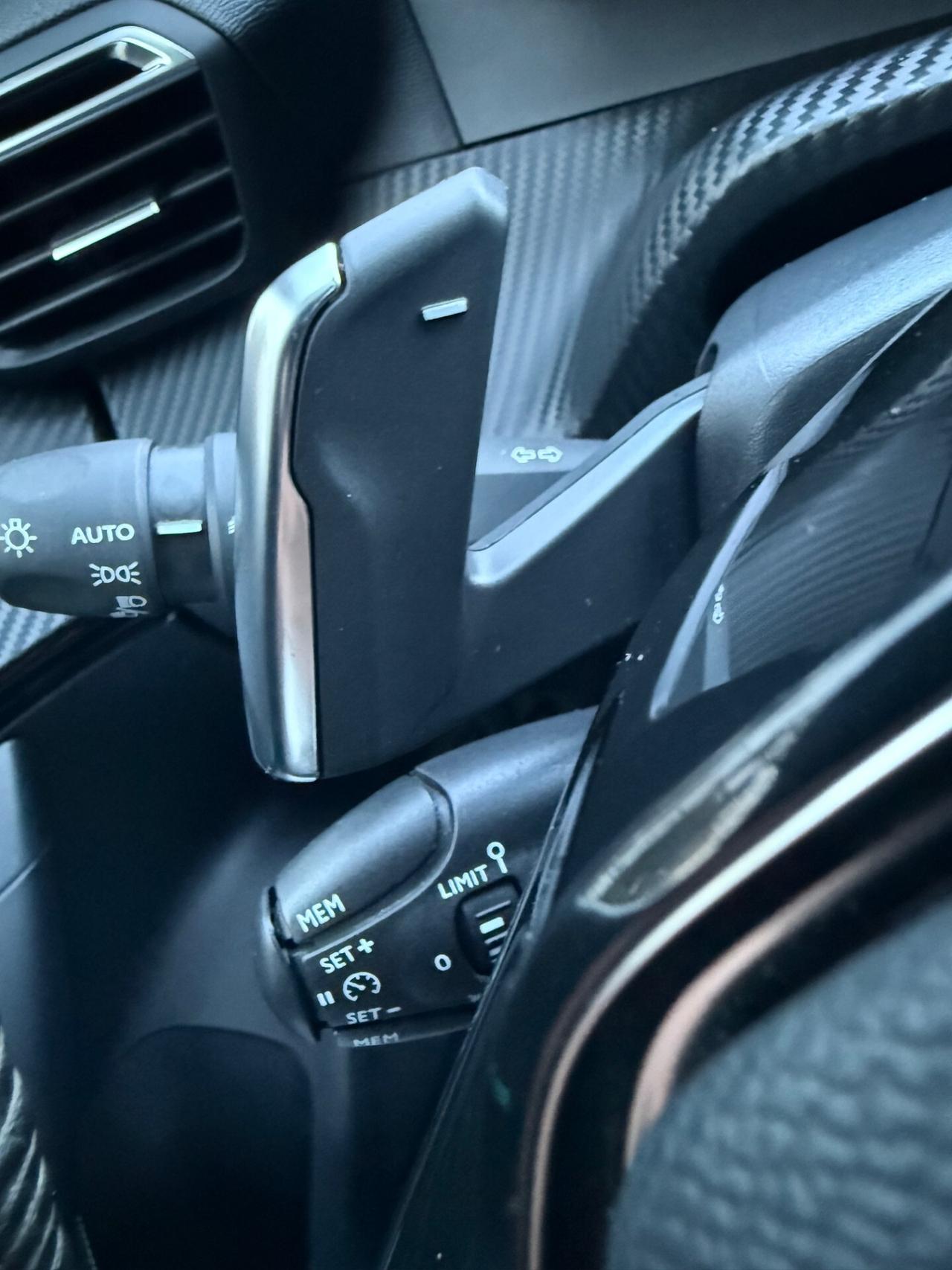 Peugeot 2008 1.5 Diesel EAT8 GT Pack uni proprietario