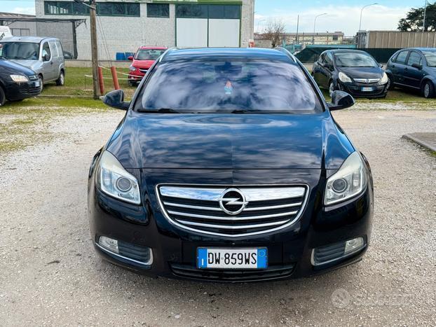 Opel Insignia 2.0 CDTI 4 porte