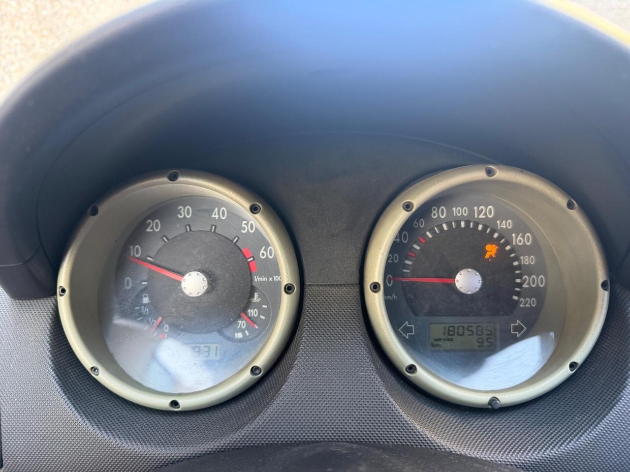 VW POLO 1.4MPI BENZINA 44KW CONSUMI BASSI