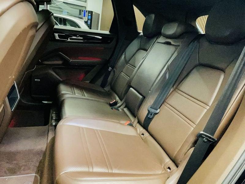 Porsche Cayenne 3.0 V6