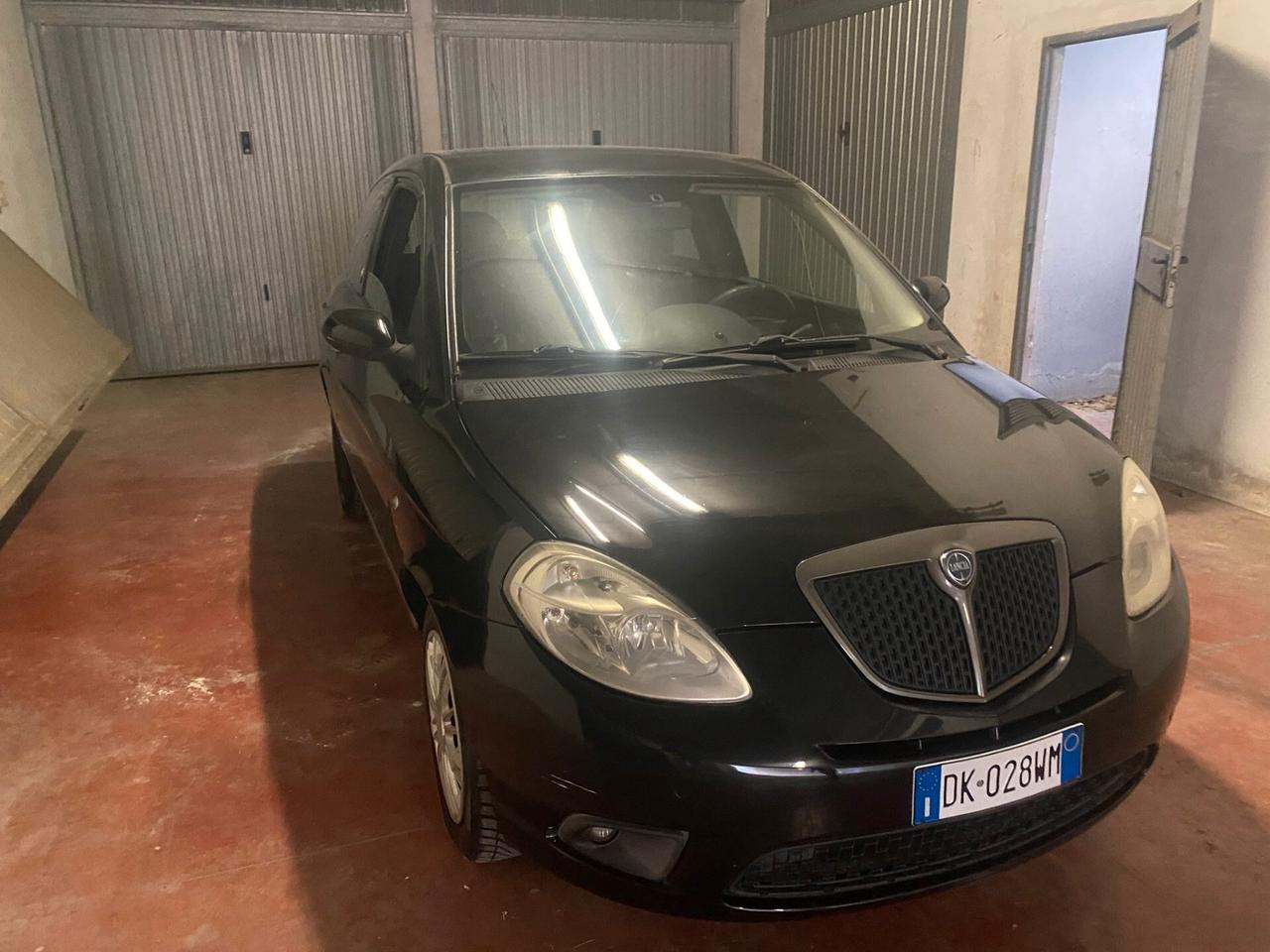 Lancia Ypsilon 1.2 Argento