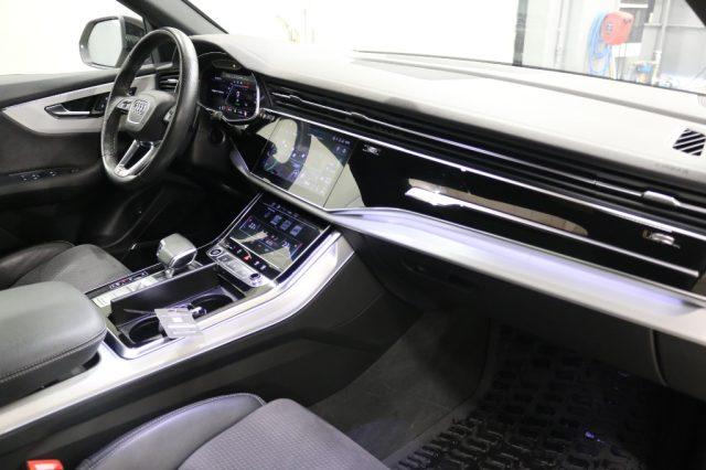 AUDI Q8 55 TFSI quattro tiptronic Sport PLUS S-LINE