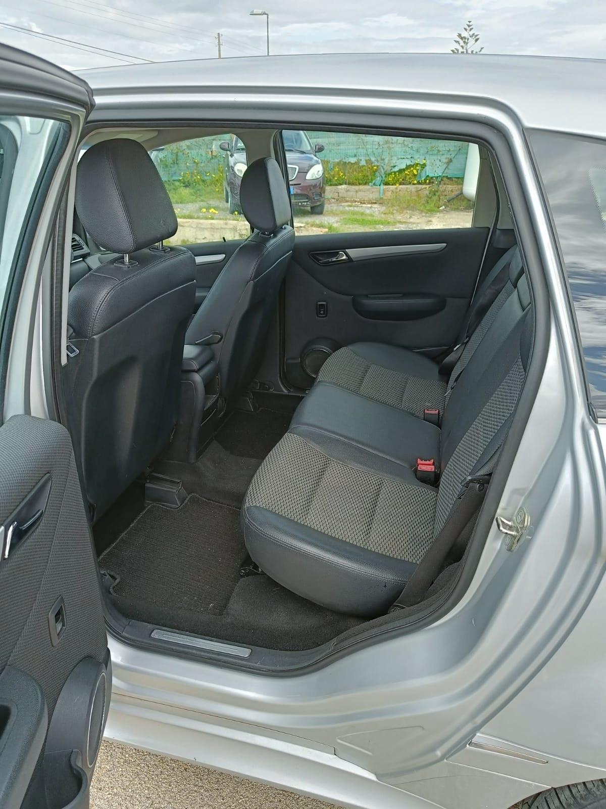 Mercedes-benz B 200 CDI Chrome