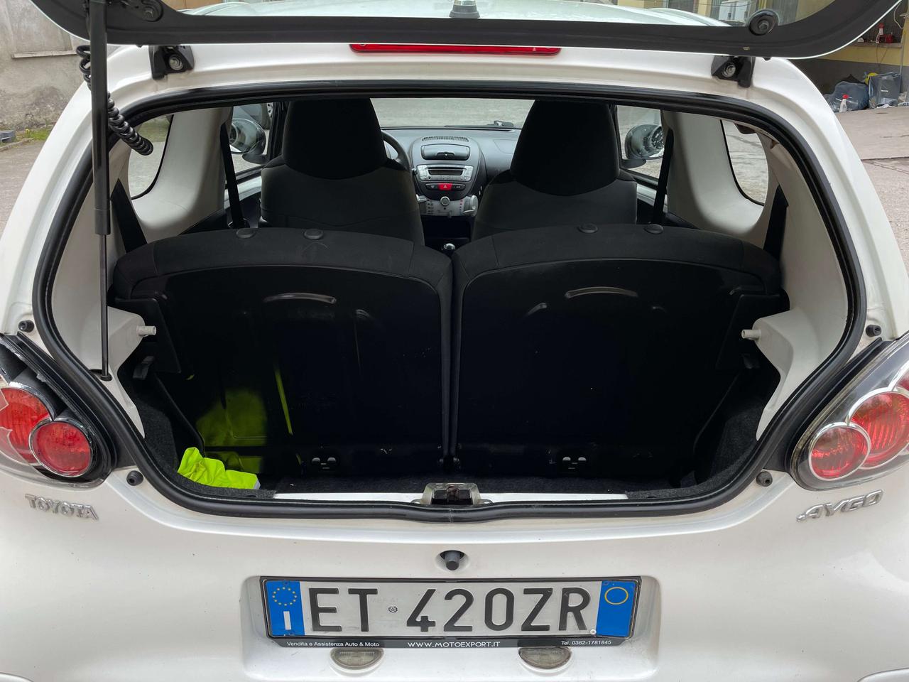 Toyota Aygo 1.0 12V VVT-i 3 porte Active Connect