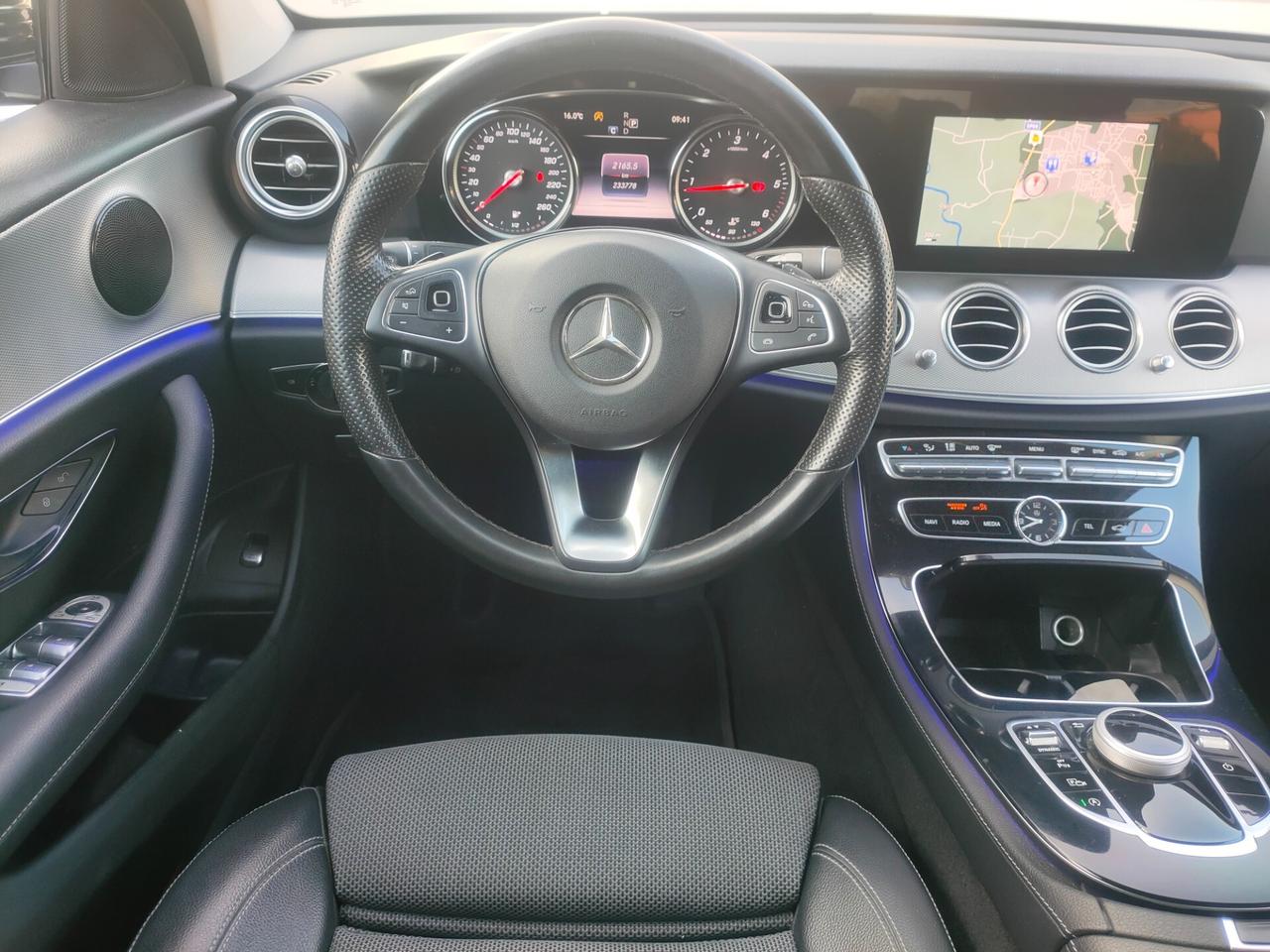 Mercedes-benz E 200 d Auto Premium Plus