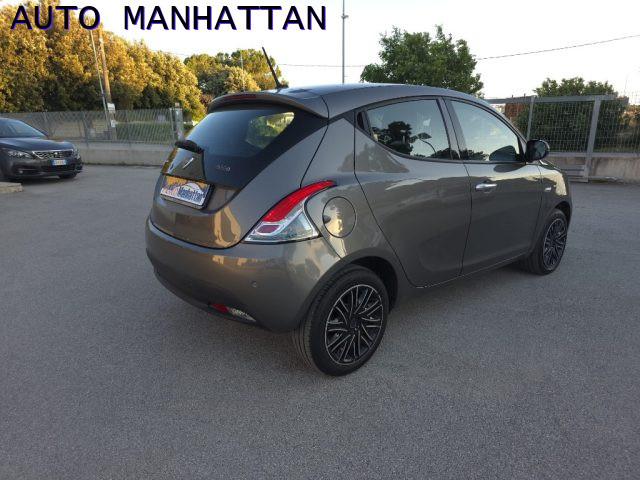 LANCIA Ypsilon 1.0 FireFly 5 porte Hybrid 22.000km