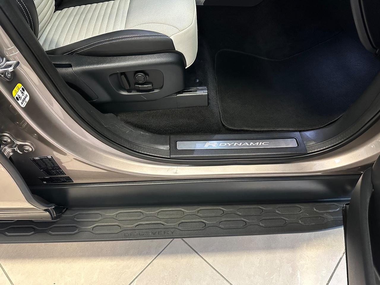 Land Rover Discovery R-Dynamic HSE 7 POSTI GANCIO TETTO APRIBILE FULL
