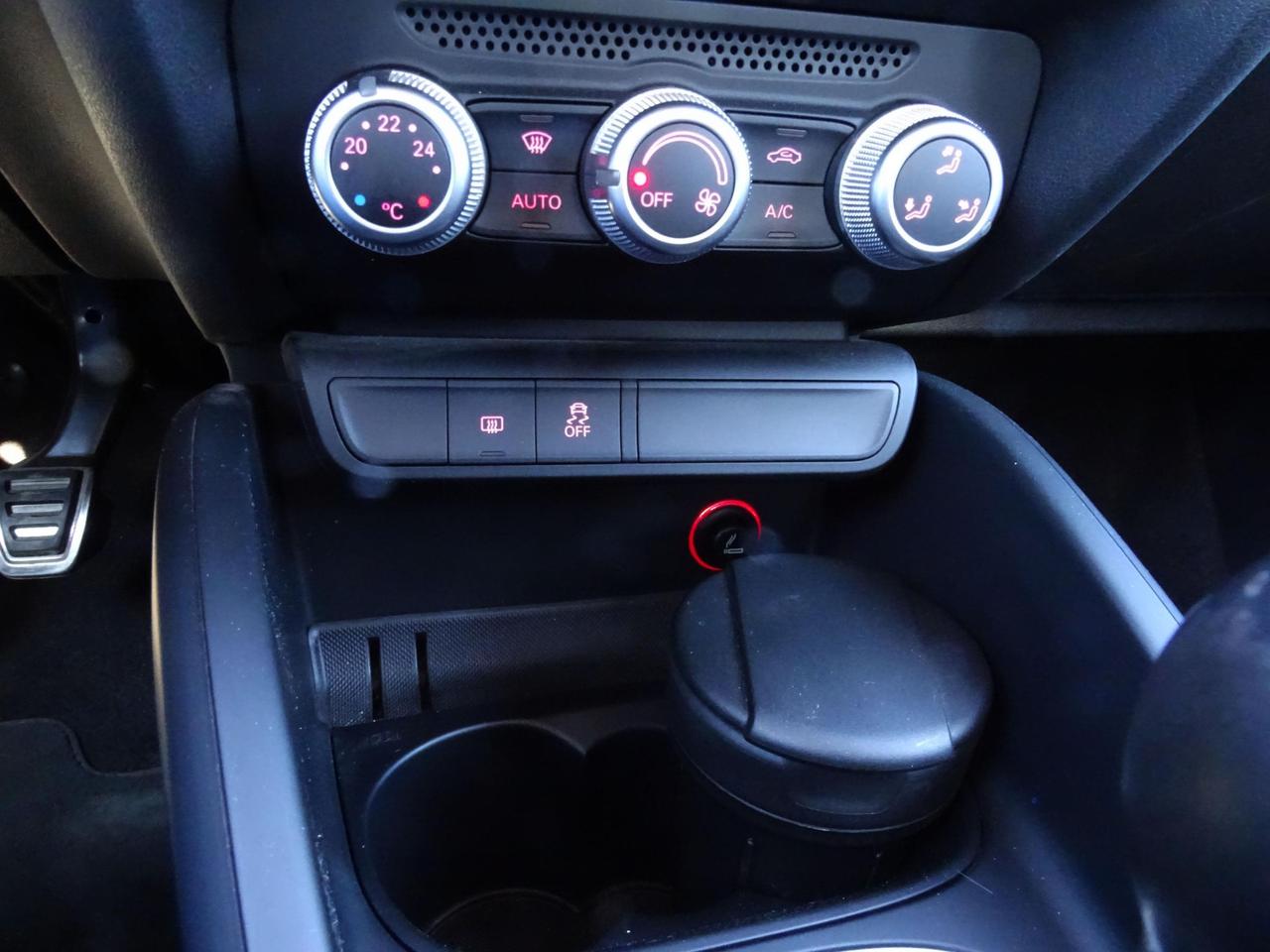 Audi A1 SPB 1.0 TFSI ultra s line *UNIPRO*