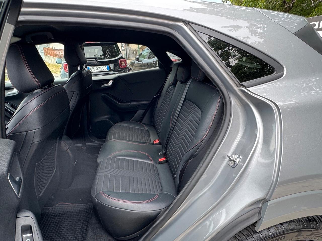 Ford Puma 1.0 EcoBoost Hybrid 125 CV S&S ST-Line