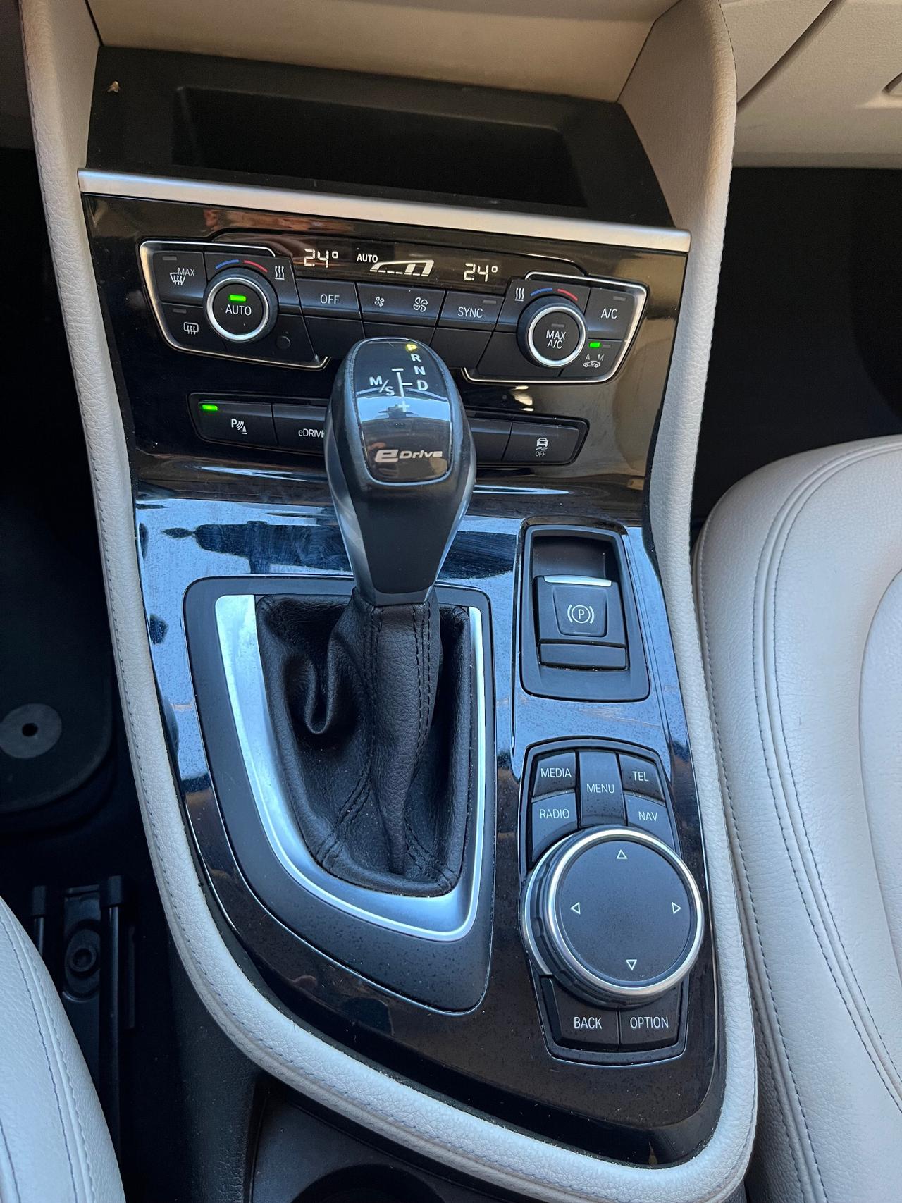 BMW 225 XE ACTIVE TOURER 1.5 IBRIDA BENZINA/ELETTRICA - CAMBIO AUTOMATICO - TRAZIONE INTEGRALE - ANCHE PER NEOPATENTATI - 2016