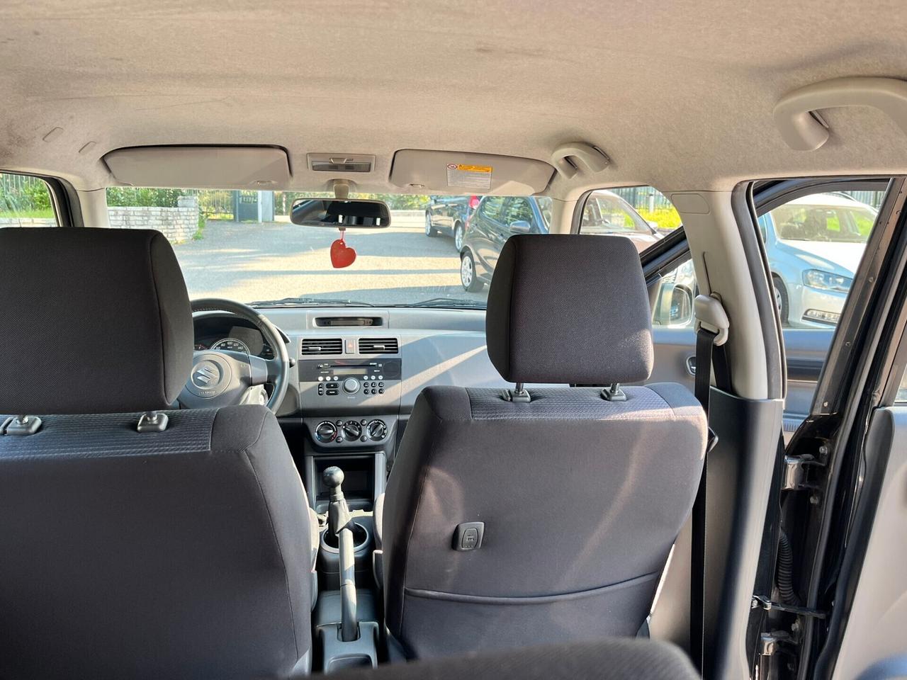 Suzuki Swift 1.3 4x4 5p. GL