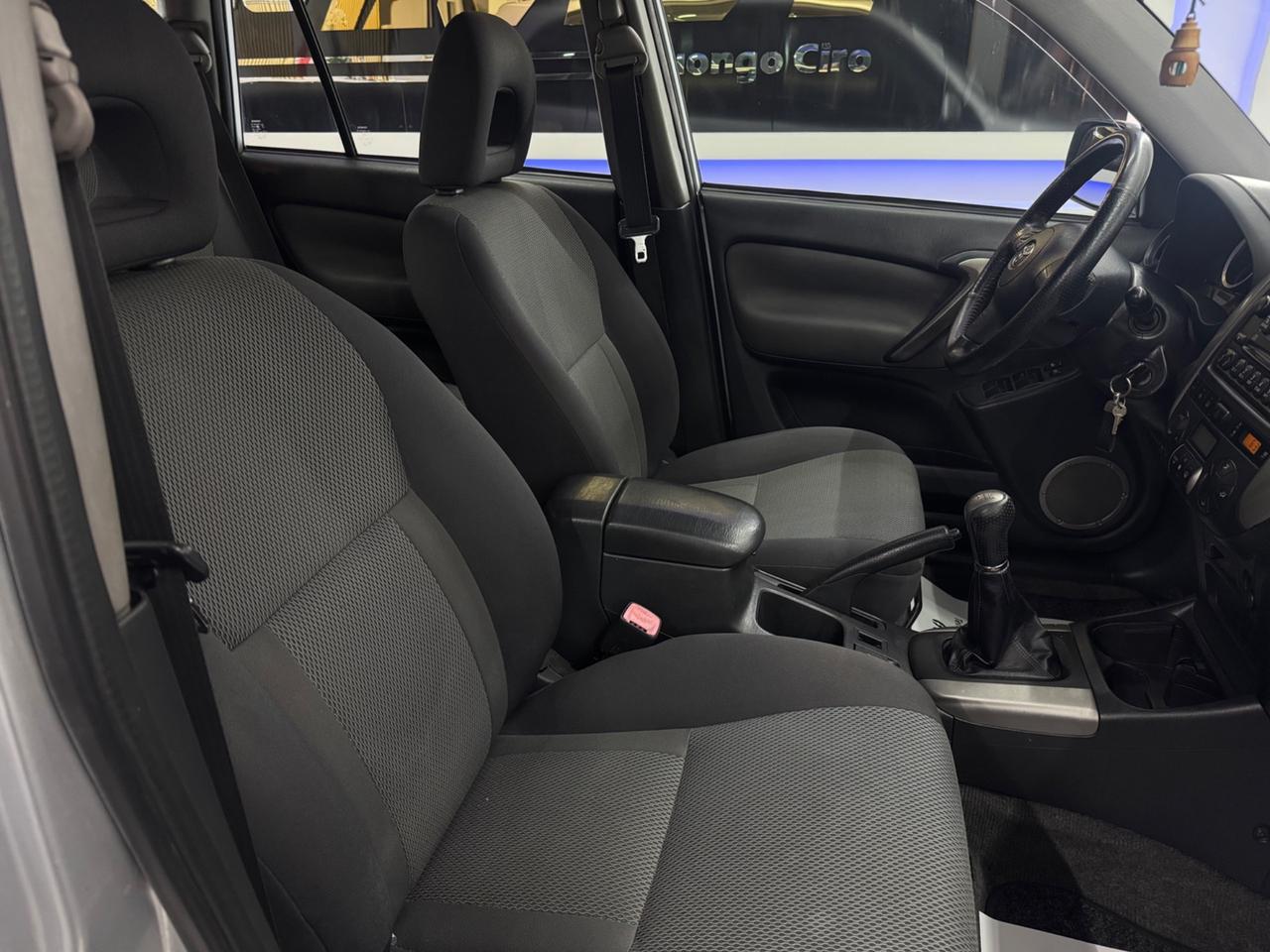 Toyota RAV4 2.0 Tdi D-4D Sol Full Opt