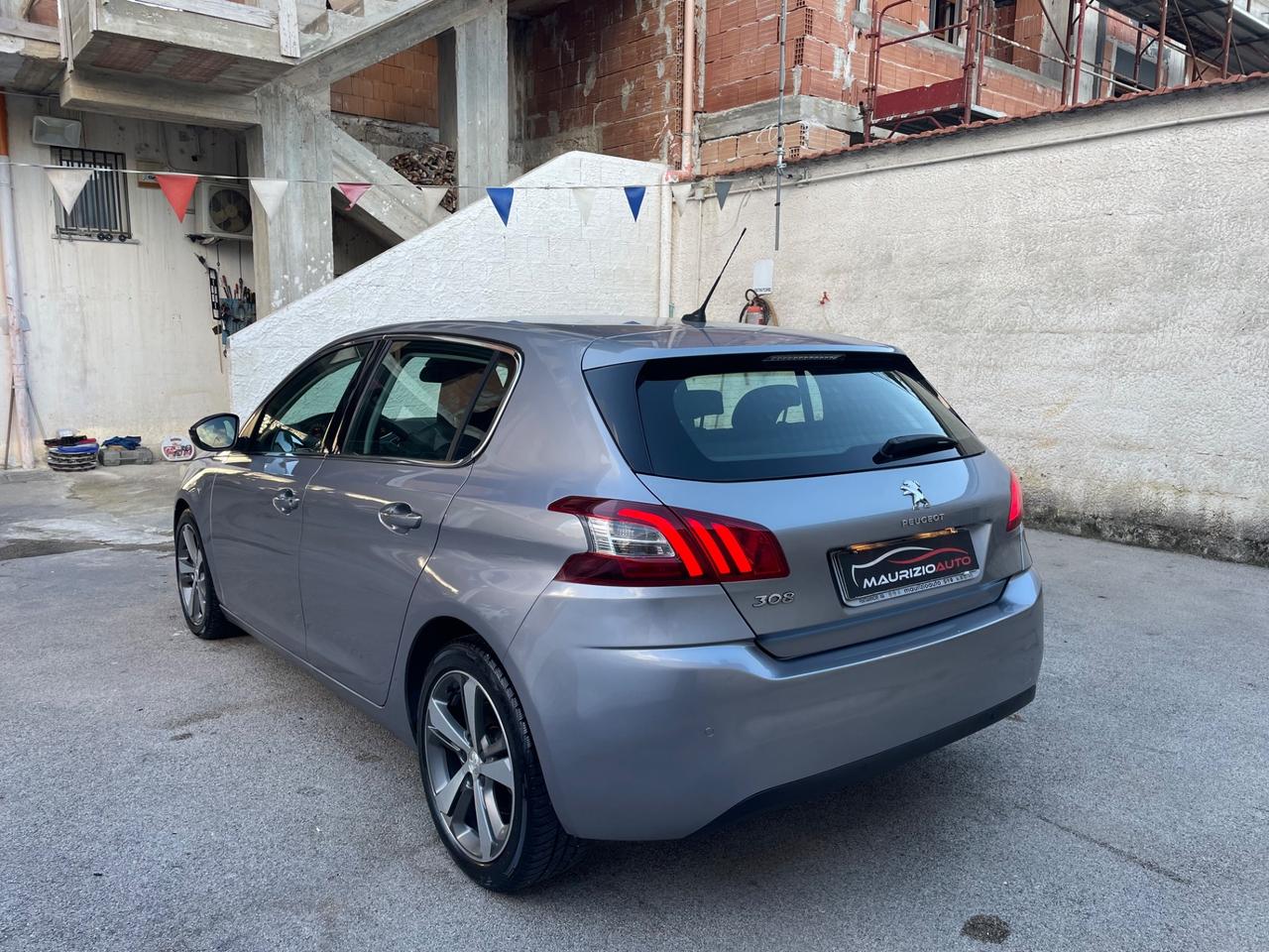 Peugeot 308 1.6 e-HDi 115 CV Stop&Start Allure Full dal nord Italia