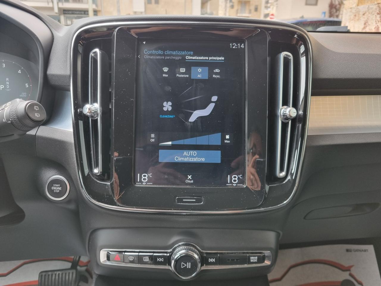 Volvo XC40 D3 Momentum Pro