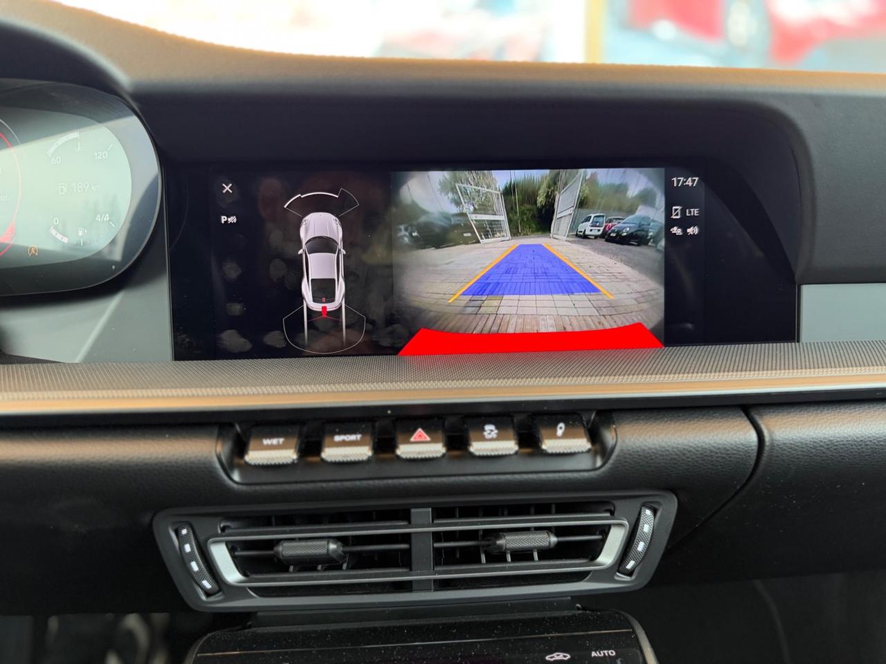 Porsche 992 911 Coupe 3.0 Carrera total black/Porsche Approved