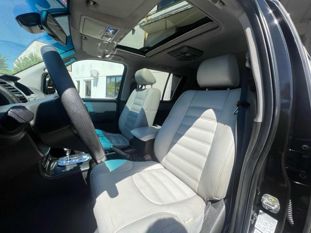 NISSAN Pathfinder 2.5 dCi LE Platinum