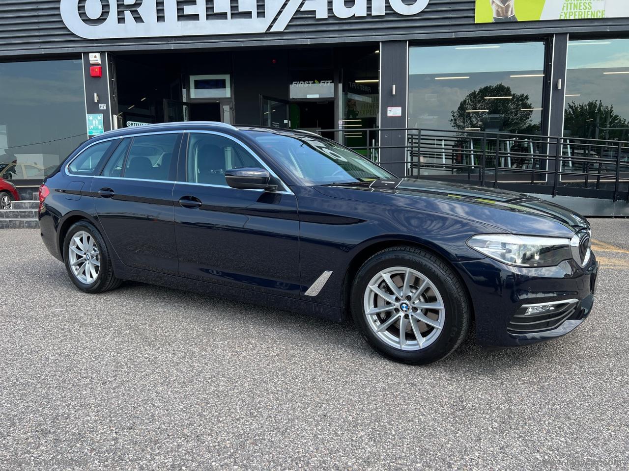 BMW 530d xDrive Touring Business