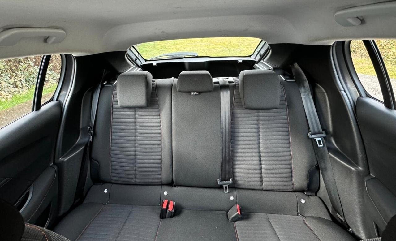 Peugeot 208 PureTech 75 Stop&Start 5 porte Allure Pack neopatentati