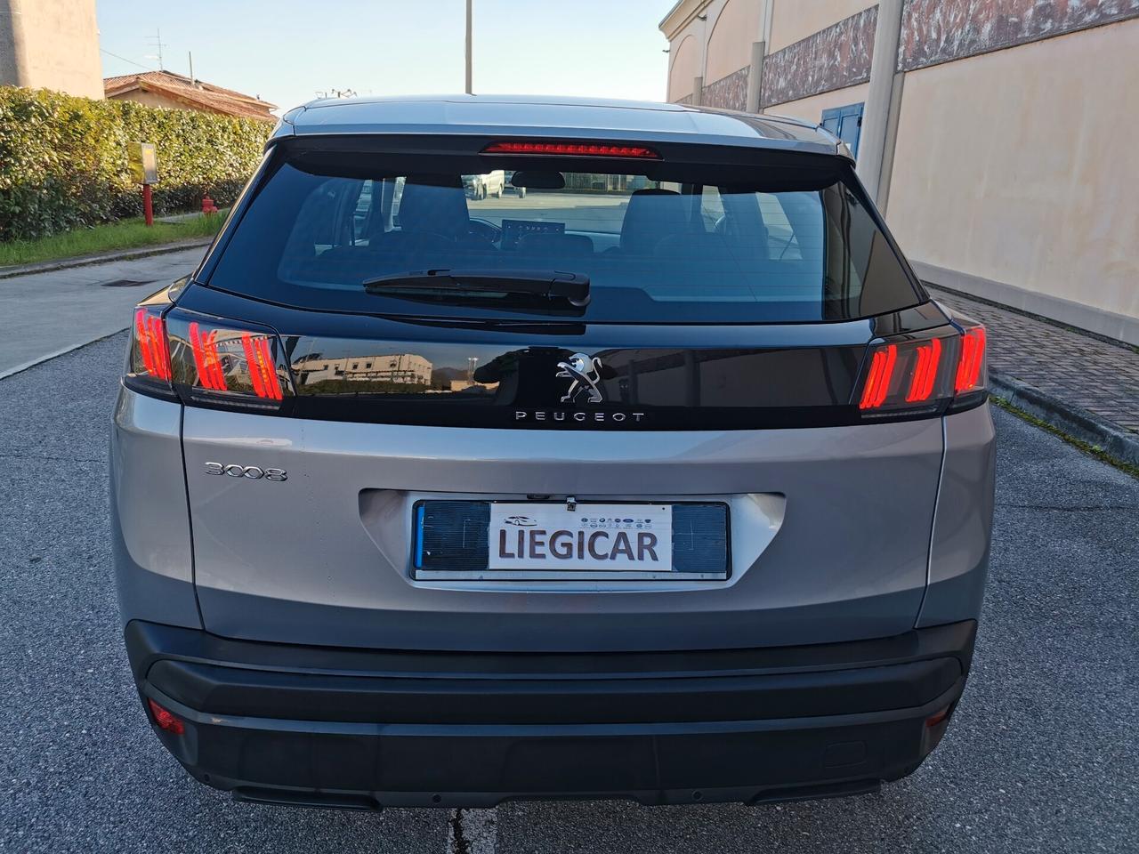 Peugeot 3008 130CV EAT8 UNIPROP KM VERI GARANZIA