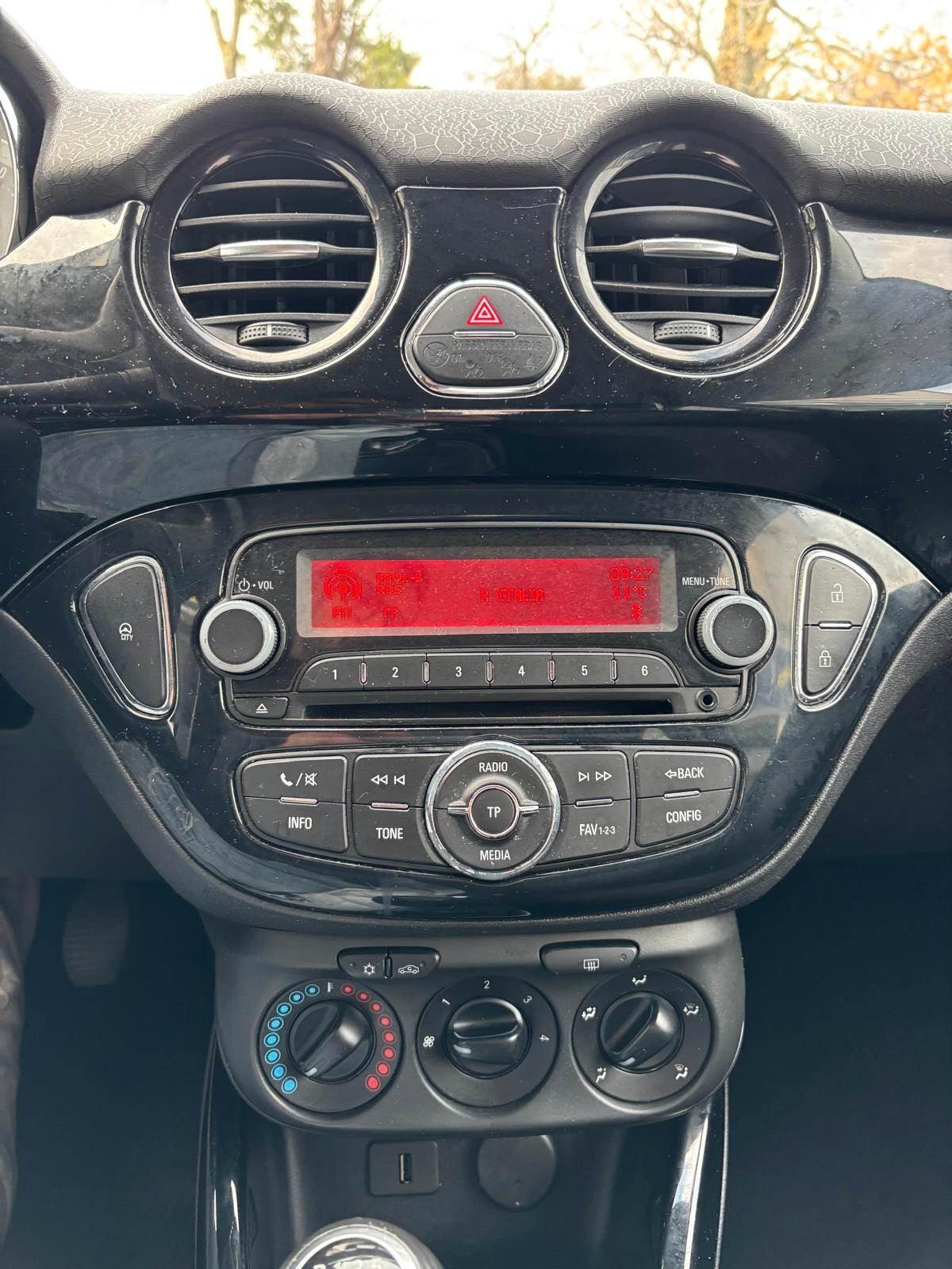 Opel Adam 1.2 70 CV Jam