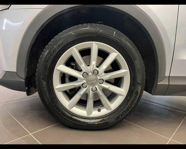 AUDI Q3 2.0 TDI 120 CV Business