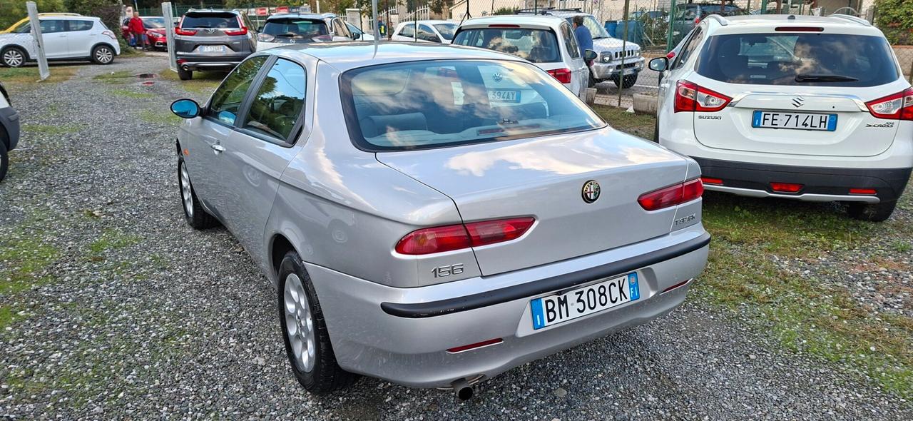 Alfa Romeo 156 1.8i 16V Twin Spark cat Distinctive