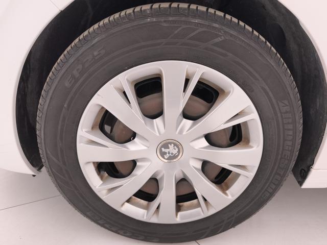 PEUGEOT 208 1.2 puretech Active s&s 82cv 5p neopatentati