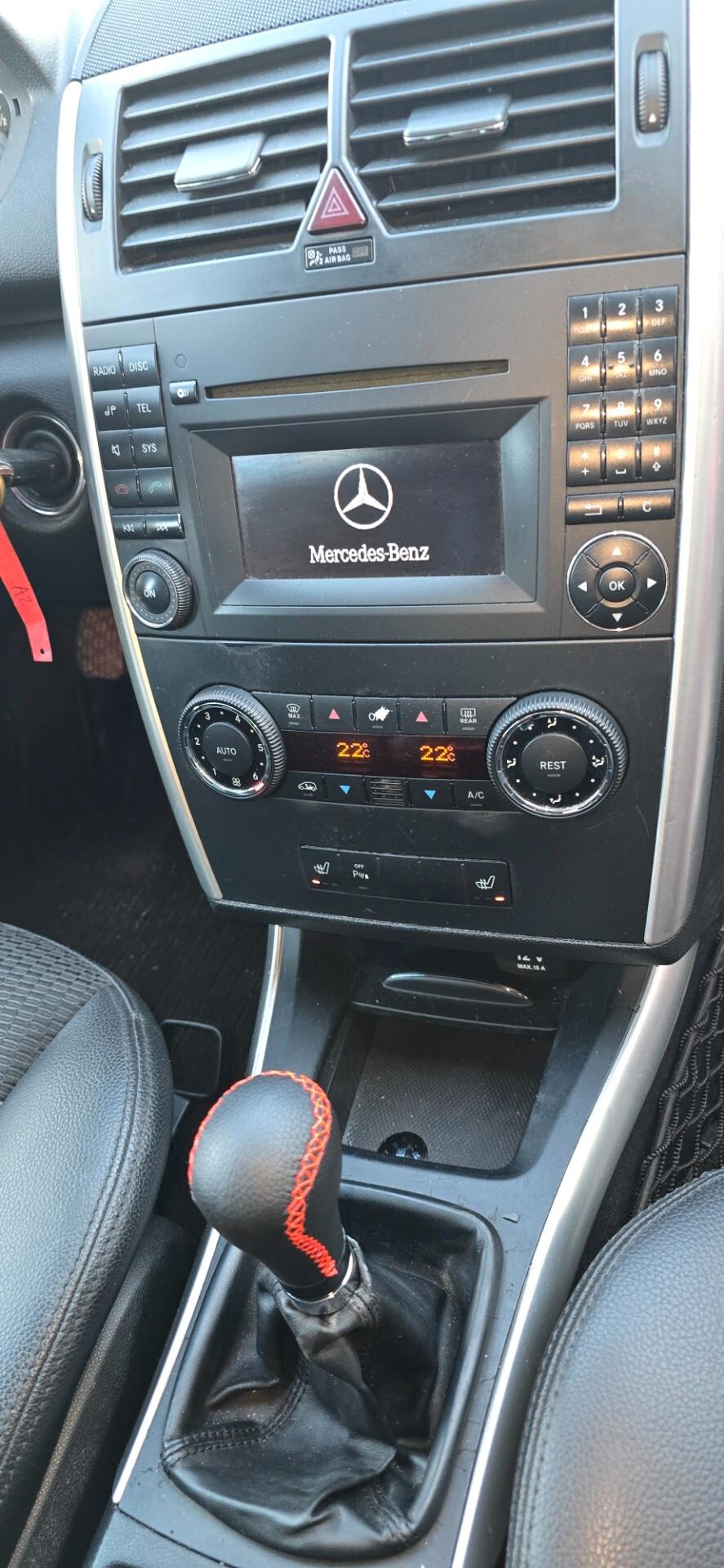 Mercedes-benz A 180 160 CDI BlueEFFICIENCY Executive