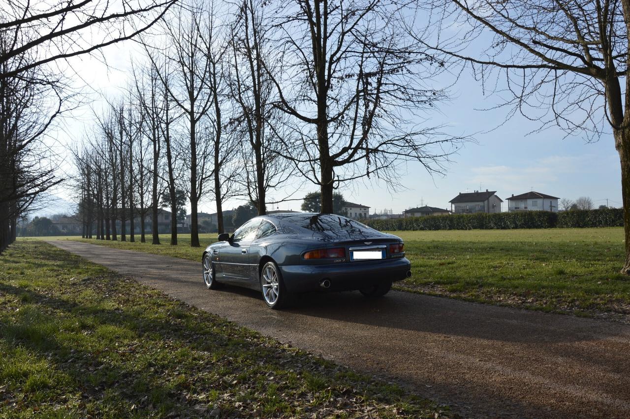 DB7 Vantage V12