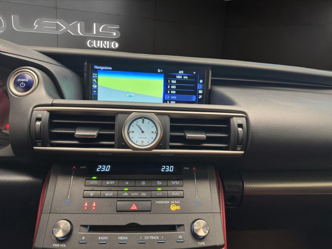 Lexus RC 300h 2.5 hev f-sport