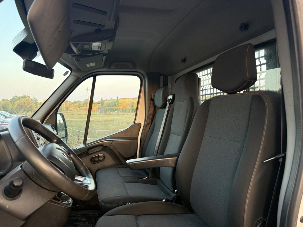 Renault Master Cabinato