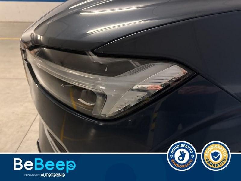 Volvo XC60 2.0 B4 MOMENTUM PRO AWD AUTO