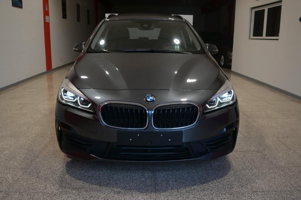 BMW 216D GRAN TOURER 116CV 6M. BUSINESS ADVANTAGE ( FARI LED - PELLE - TETTO PANORAMICO APR. - CRUISE - NAVI - PARK ASSISTANT )