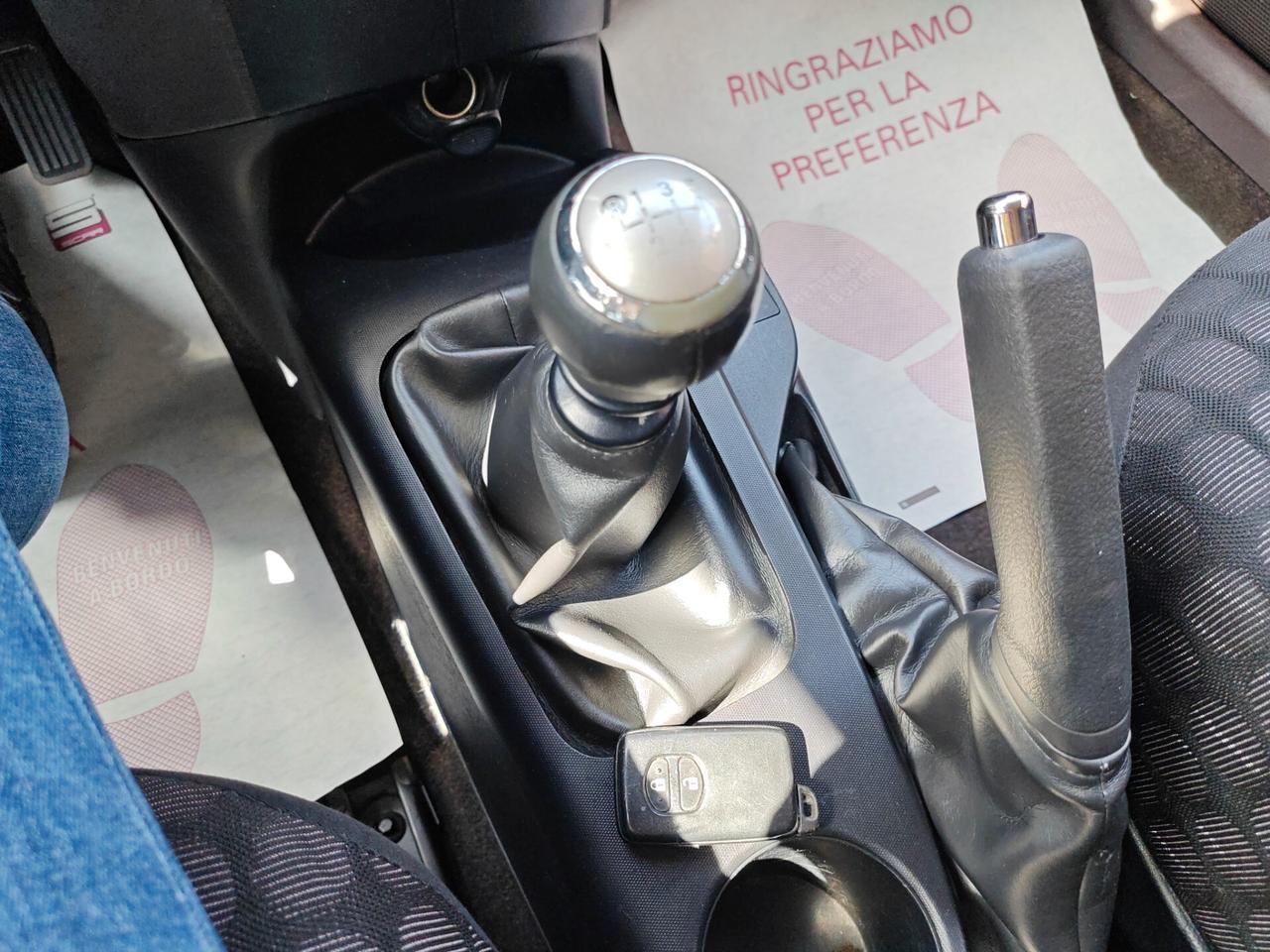 Toyota iQ 1,4 diesel 02/2010 Cv90