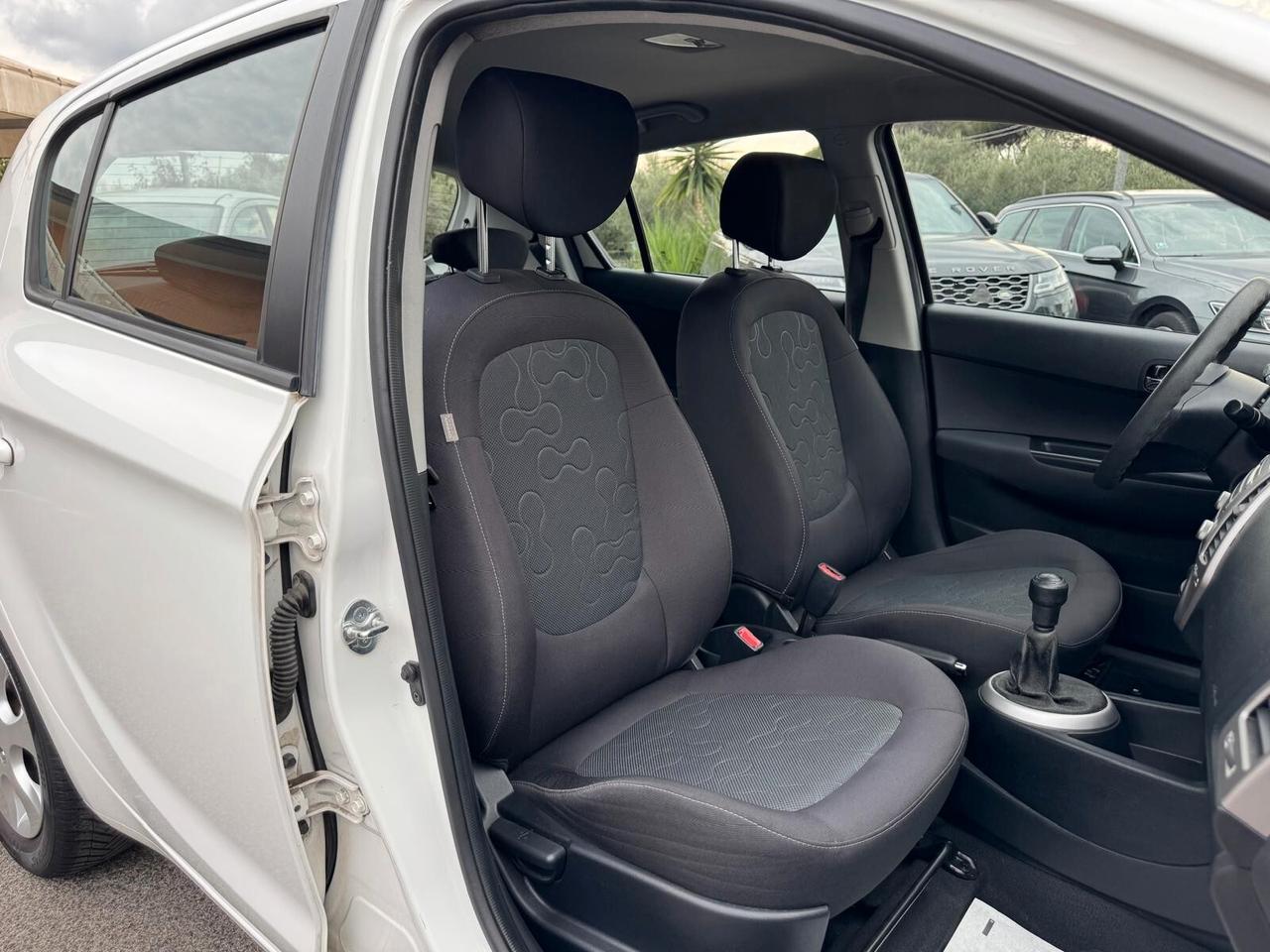 Hyundai i20 1.2 BENZ 5P KM 81000 2010