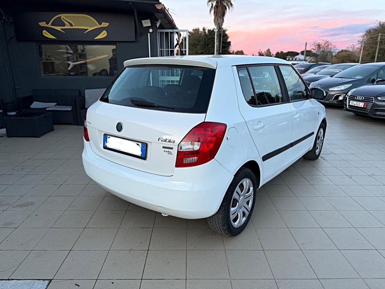 Skoda Fabia 1.2 TSI 86CV 5p. Ambition