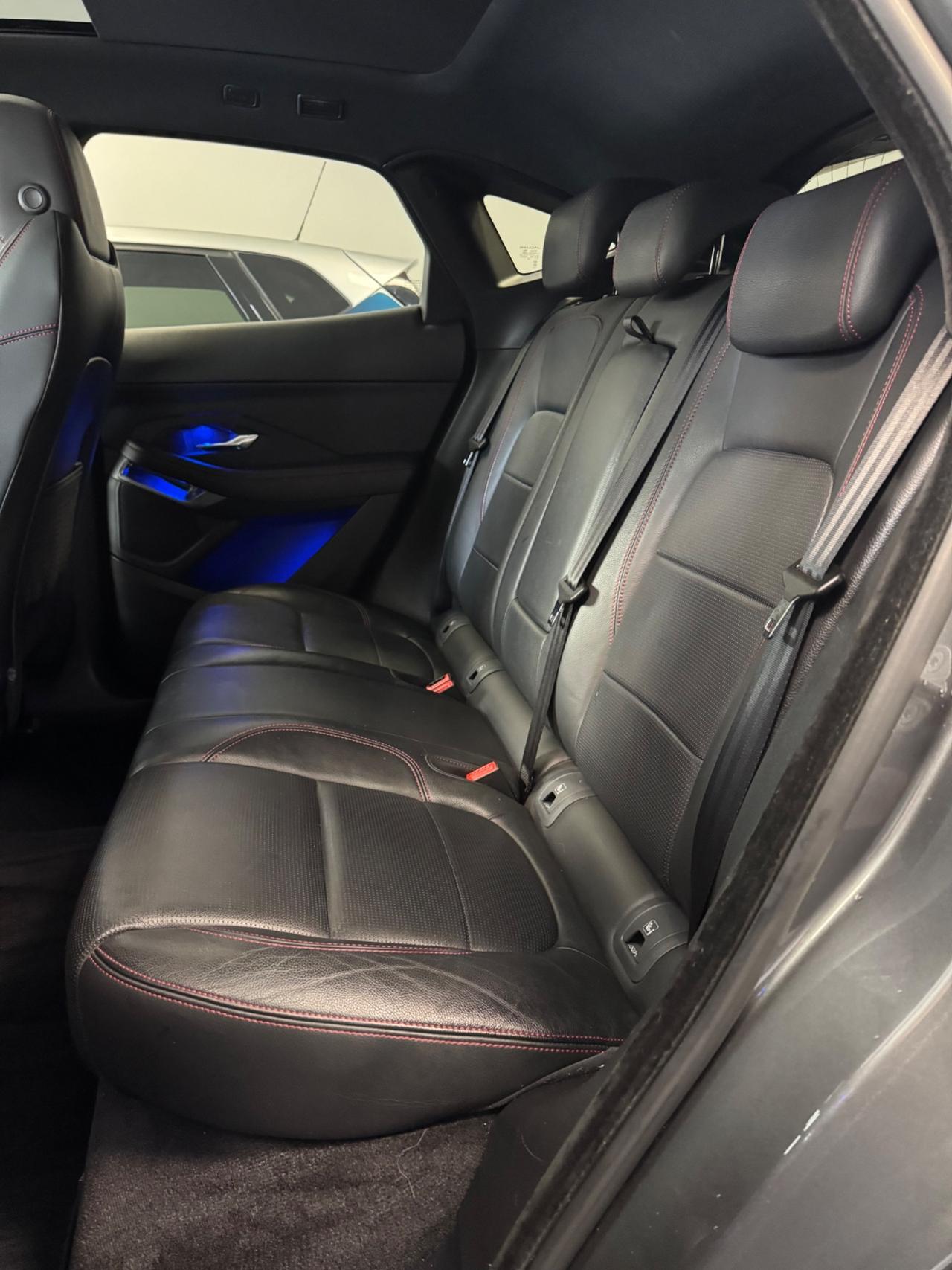 Jaguar E-Pace 2.0D 150 CV R-Dynamic Tetto