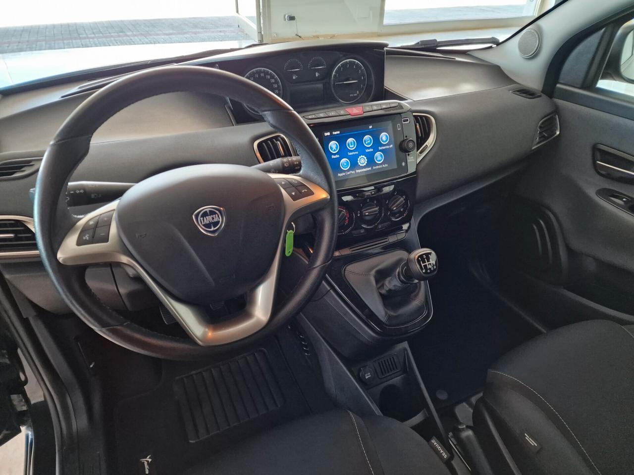 Lancia Ypsilon 1.0 Hybrid Gold 2023