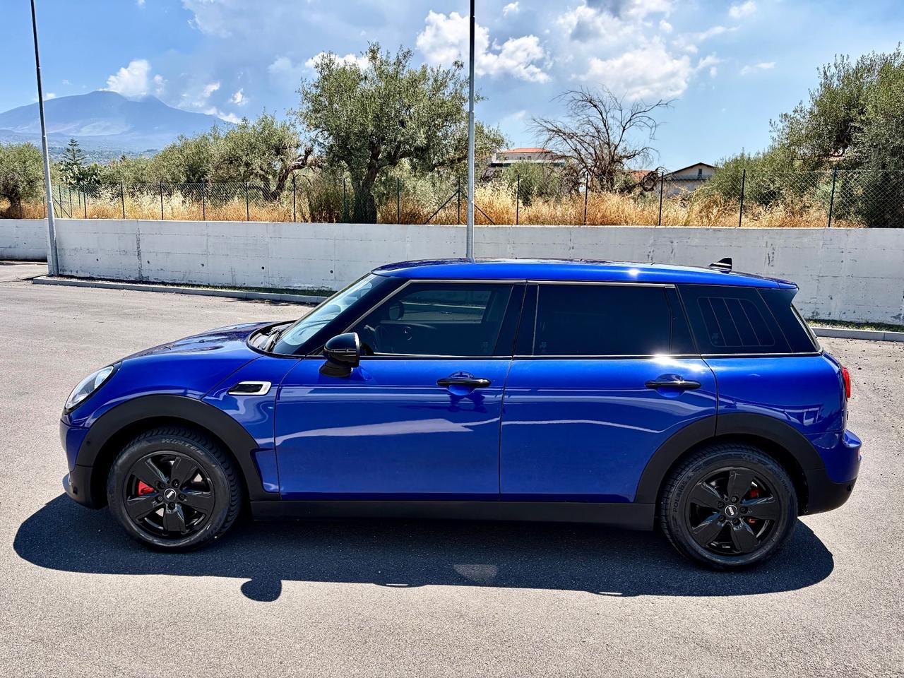 Mini Cooper D Clubman 2.0 all-black