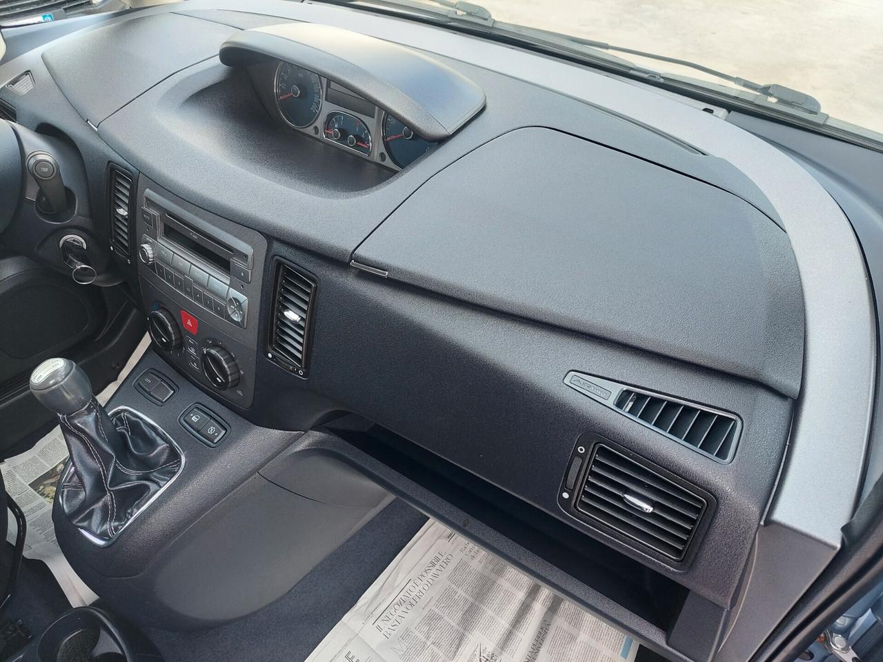 Lancia MUSA 1.3 Mjt 95 CV Gold 2011 km certificati