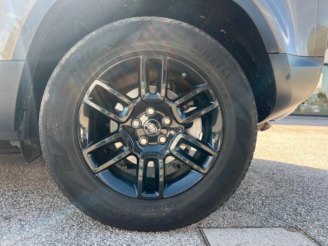Land Rover Defender 110 2.0d sd4 S 7 posti Tetto Apr. - Tagliandi Land Rover
