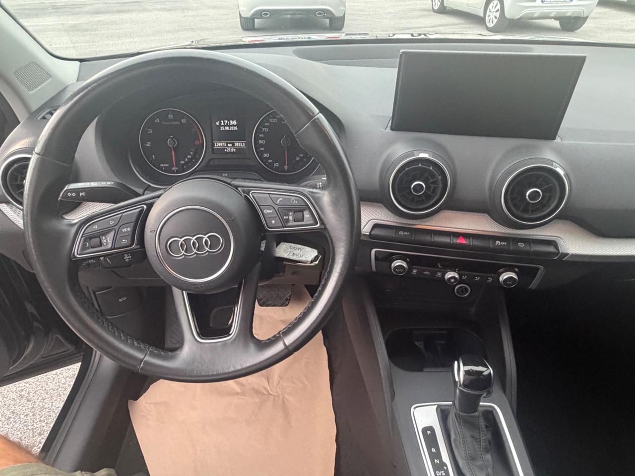 Audi Q2 35 TFSI S tronic Business