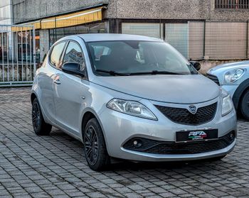 Lancia Ypsilon 1.2 69 CV 5 porte S&S Gold GPL