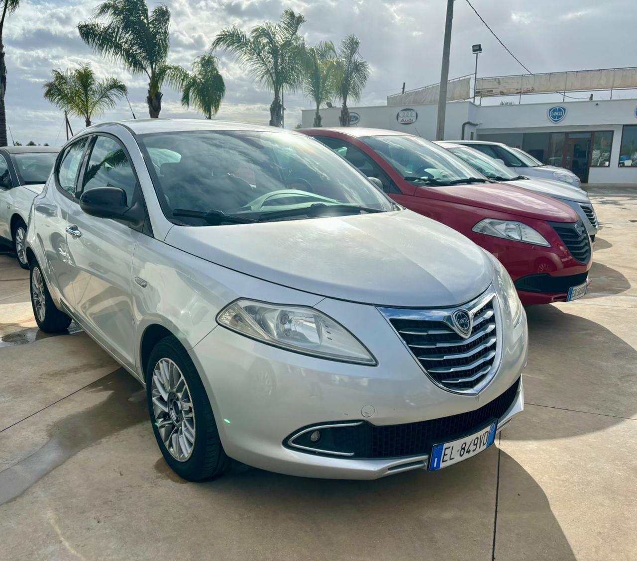 Lancia Ypsilon 1.2 69 CV 5 porte Ecochic Gold - 130000 km