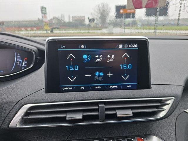 PEUGEOT 3008 PureTech Turbo 130 S&S EAT8 Allure