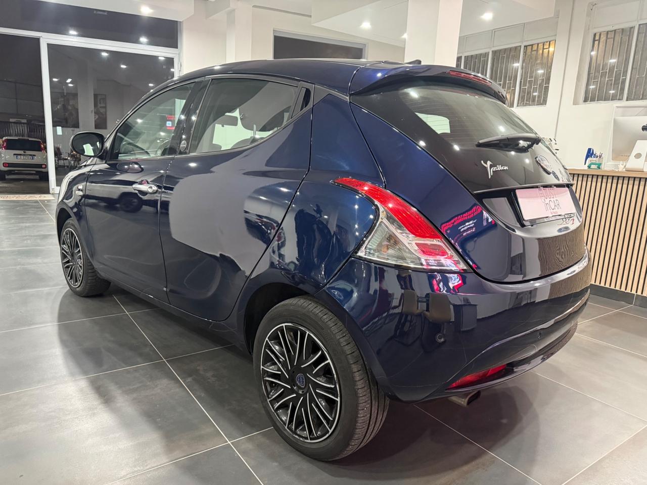 Lancia Ypsilon 1.0 FireFly 5 porte S&S Hybrid Ecochic Gold 2021