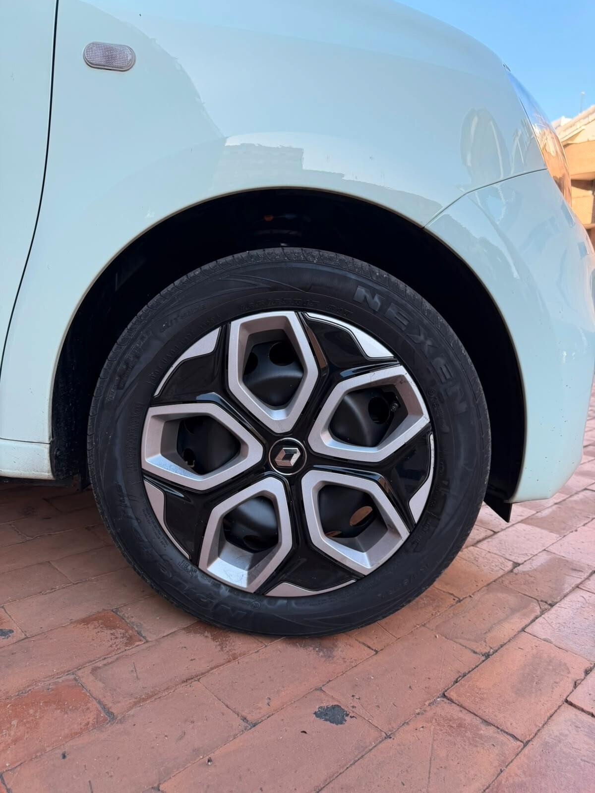 Renault Twingo SCe 65 CV Intens