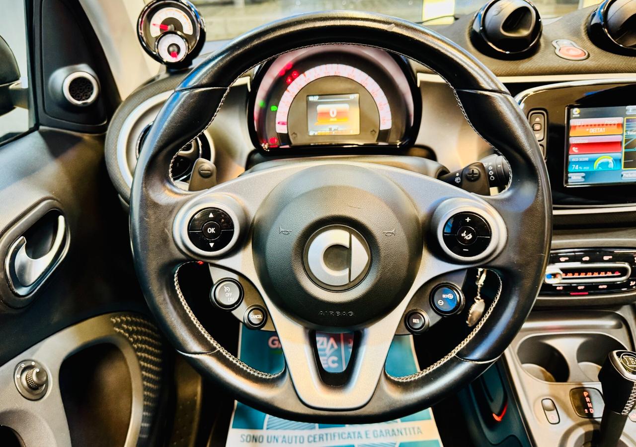 Smart ForTwo 90CV Brabus 0.9 Cabrio Autom / RetroCam Touch
