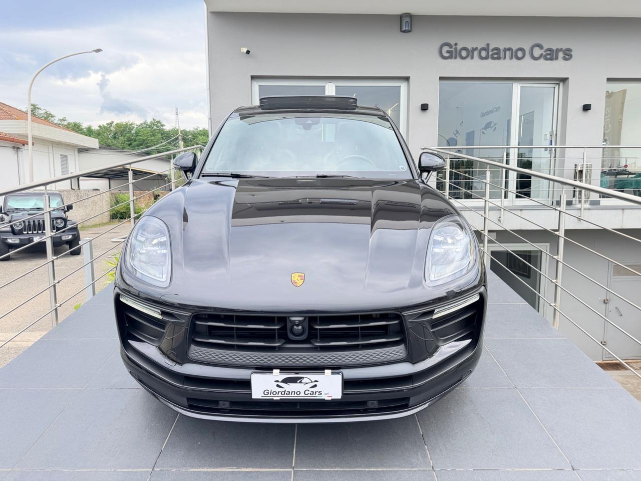 Porsche Macan 2.0 265cv in garanzia