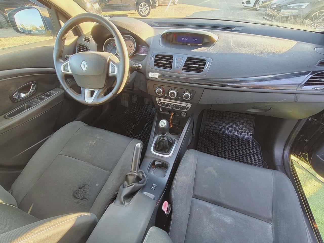 Renault Mégane 1.5 dCi 110CV Attractive Autocarro - 2011